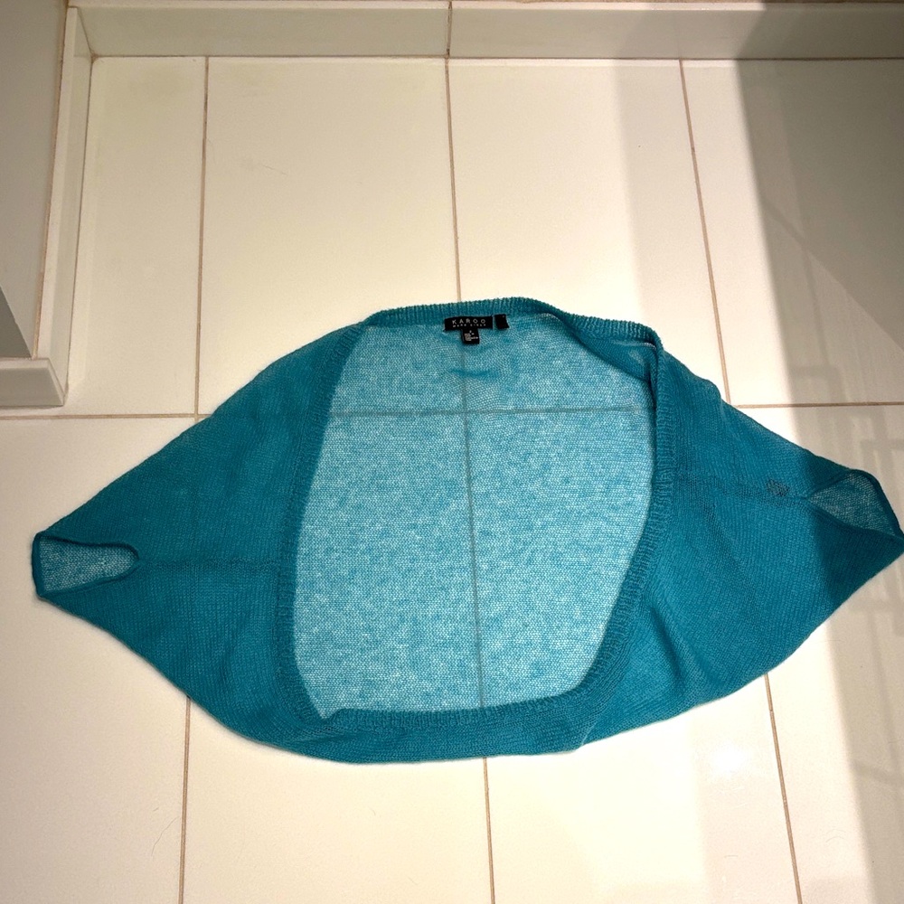 Holt Renfrew Karoo by Mark Eisen cardigan/shrug